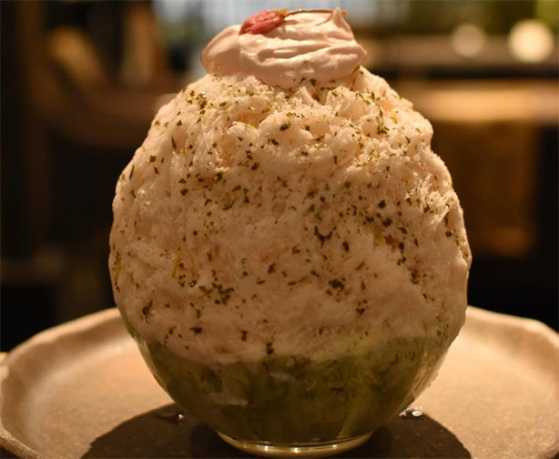 桜と苺と抹茶の春氷